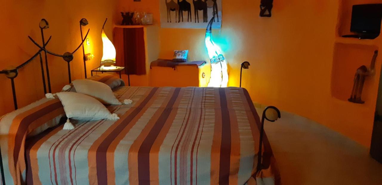 Cueva Monegros-adults Only 3*